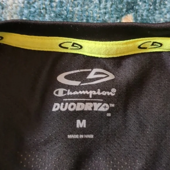 Champion Run Forest Run Shirt - Picture 2 of 3